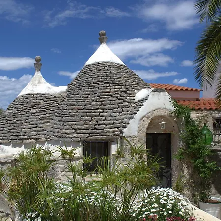 Dei Tigli - Trulli E Relax 别墅 *