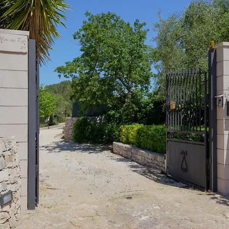 Dei Tigli - Trulli E Relax 别墅