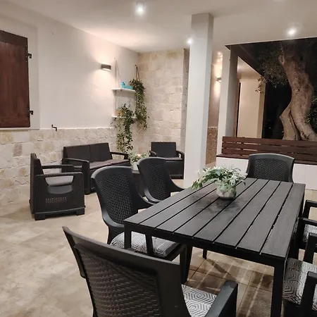 Dei Tigli - Trulli E Relax 别墅