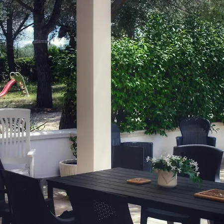 Dei Tigli - Trulli E Relax Villa *